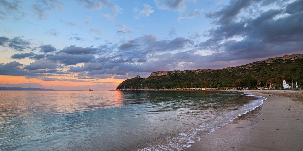 Hotel Poetto Кальяри Экстерьер фото